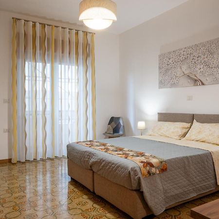 B&B Benvenuti Al Centro Caserta Dış mekan fotoğraf